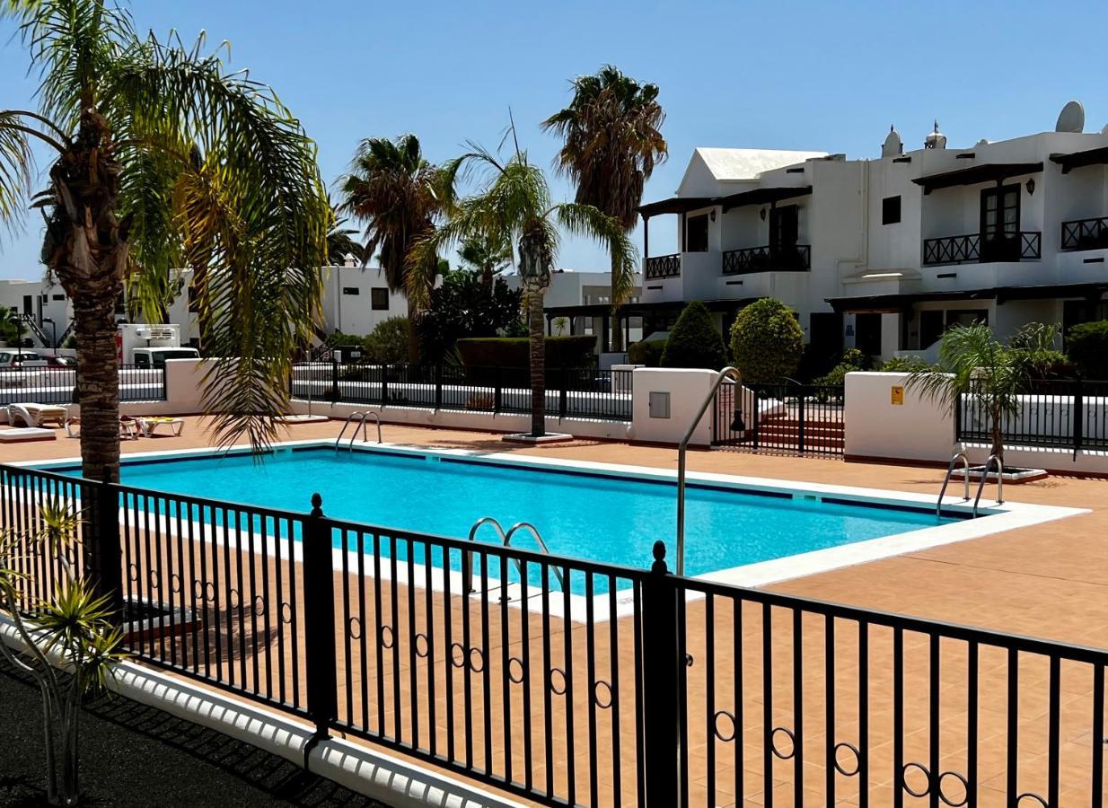 Cozy Villa Marina, Iris Fase 1, Wifi Playa Blanca  Bagian luar foto